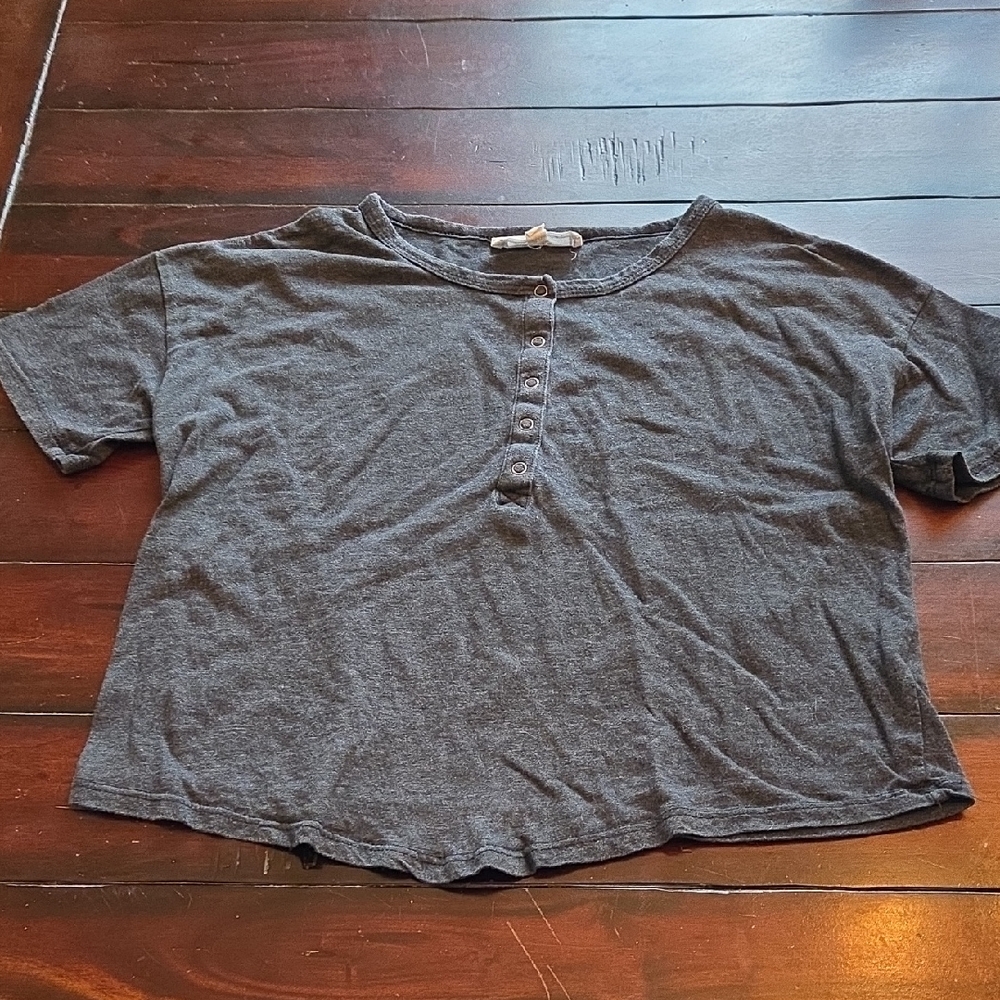 Hippie Rose Charcoal Button-Up Crop Top